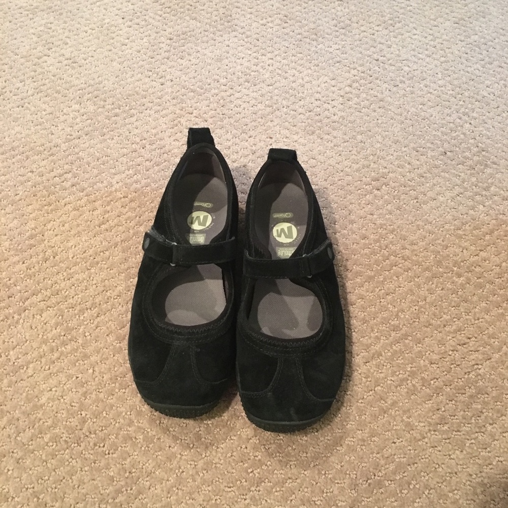 Women’s Merrell Black Suede Mary Janes